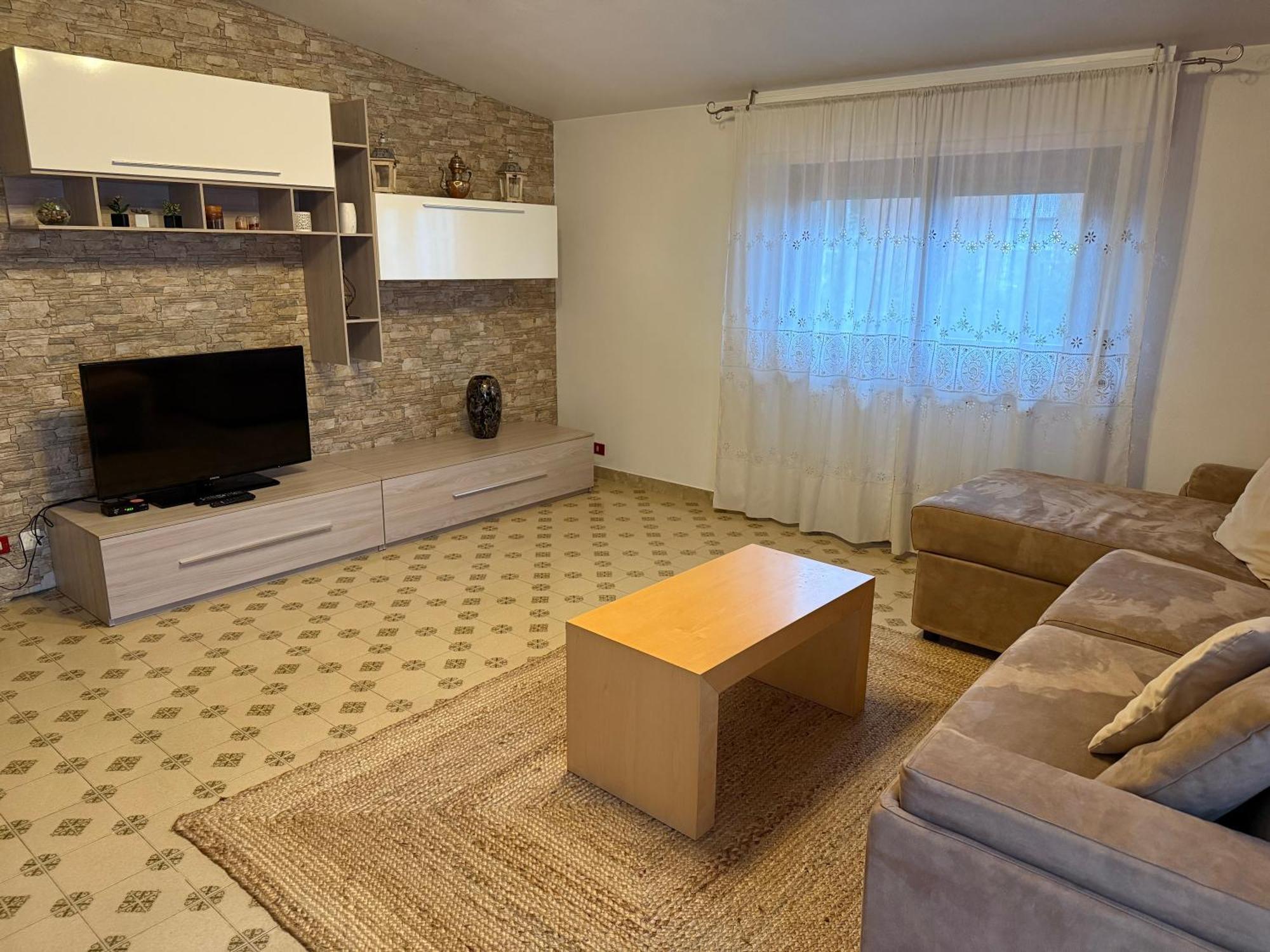 B&B Villa Mirella Casnate Con Bernate Bagian luar foto