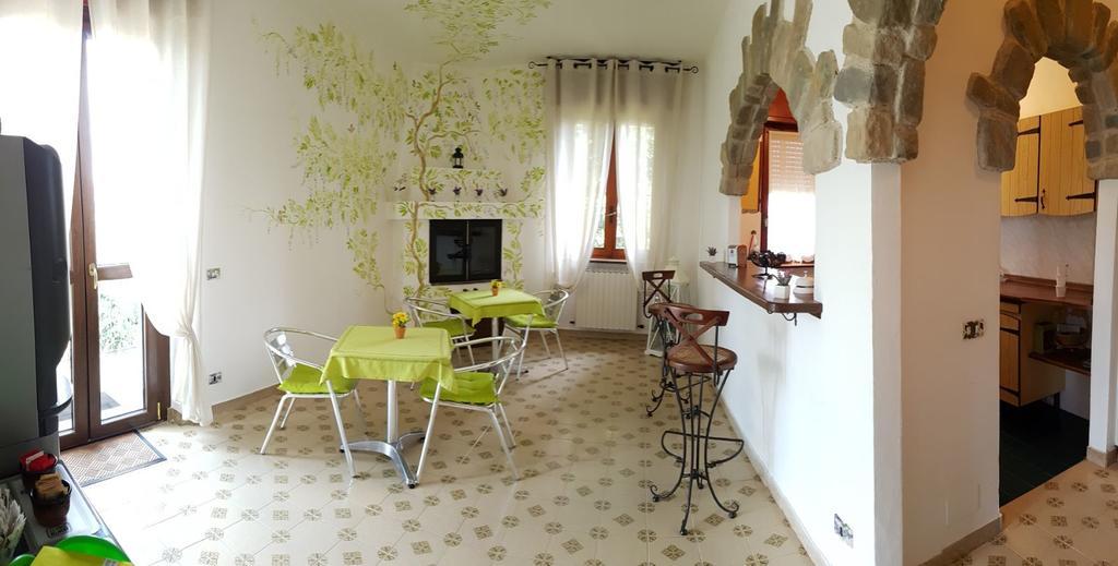 B&B Villa Mirella Casnate Con Bernate Bagian luar foto
