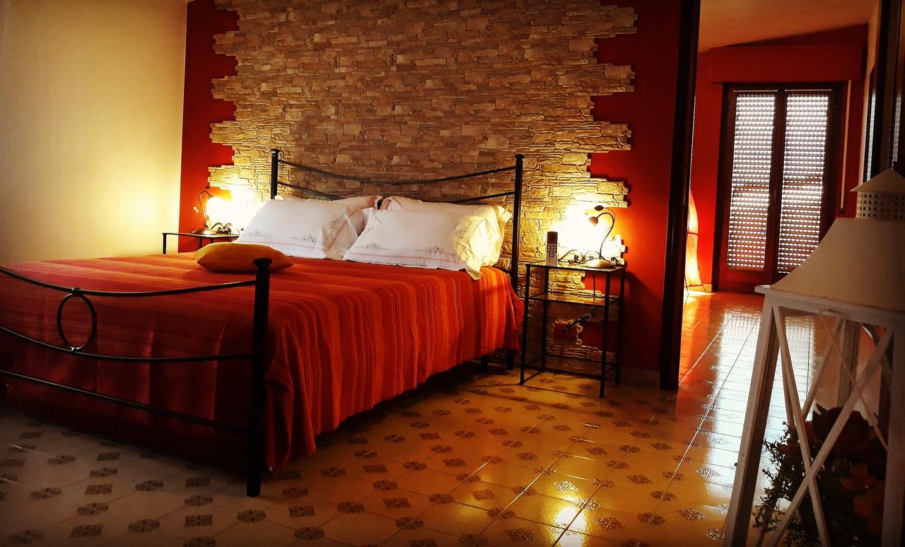 B&B Villa Mirella Casnate Con Bernate Bagian luar foto